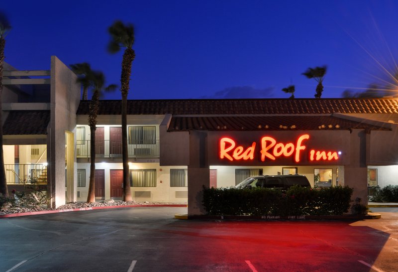Red Roof Inn Palm Springs-Thousand Palms - Thousand Palms, CA