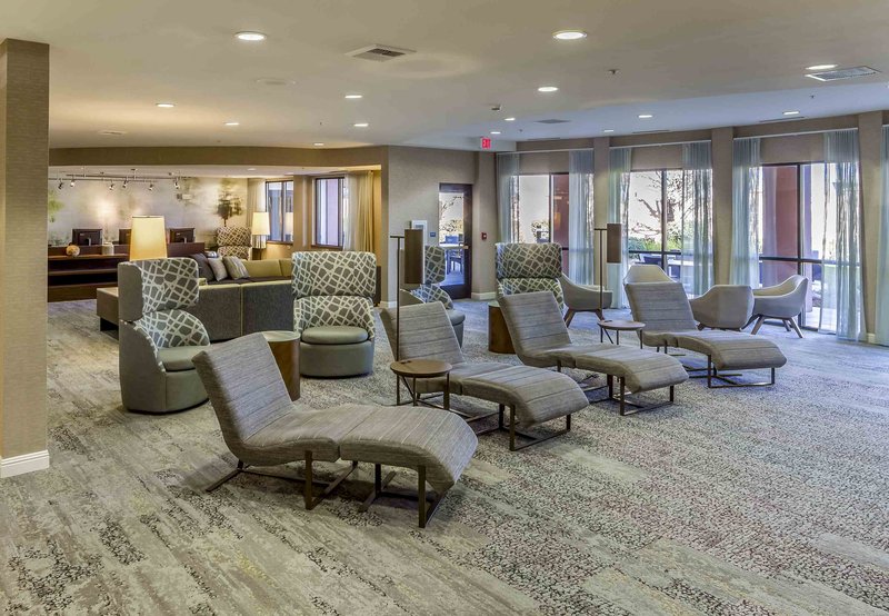 Courtyard By Marriott Roseville Galleria Mall/Creekside Ridge Drive - Roseville, CA