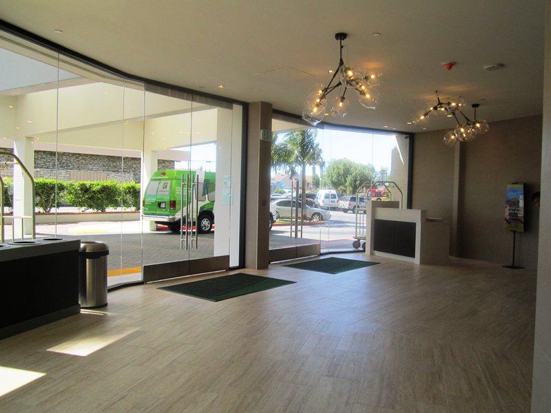 Holiday Inn - Long Beach, CA