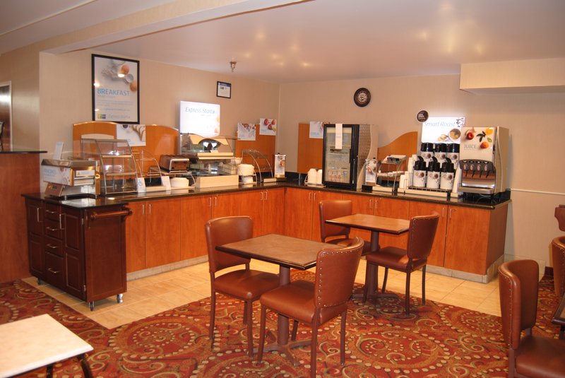 Holiday Inn Express LA JUNTA - Billings, MT