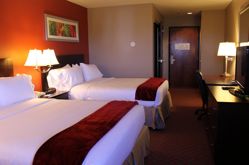 Holiday Inn Express Colorado Springs Airport - Colorado Springs, CO