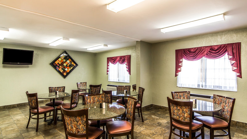 Rodeway Inn & Suites Airport - Tulsa, OK