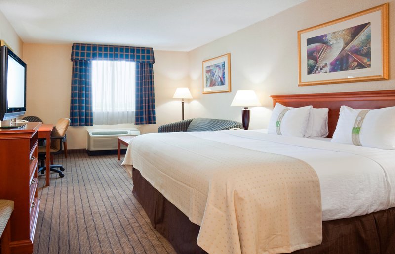 Holiday Inn - Alexandria, MN