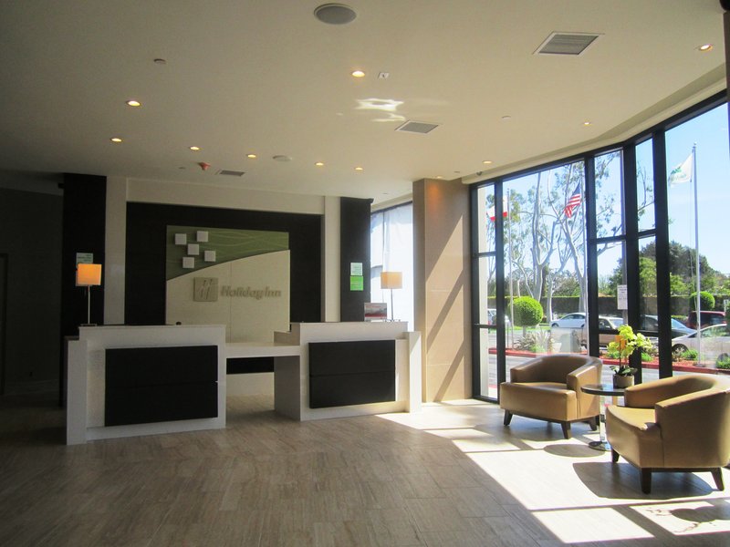 Holiday Inn - Long Beach, CA