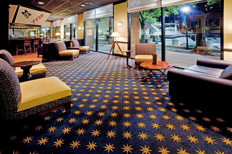 Crowne Plaza Hampton Marina - Hampton, VA