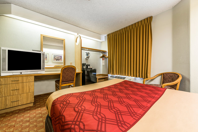 Econo Lodge-Thornton/Denver - Denver, CO