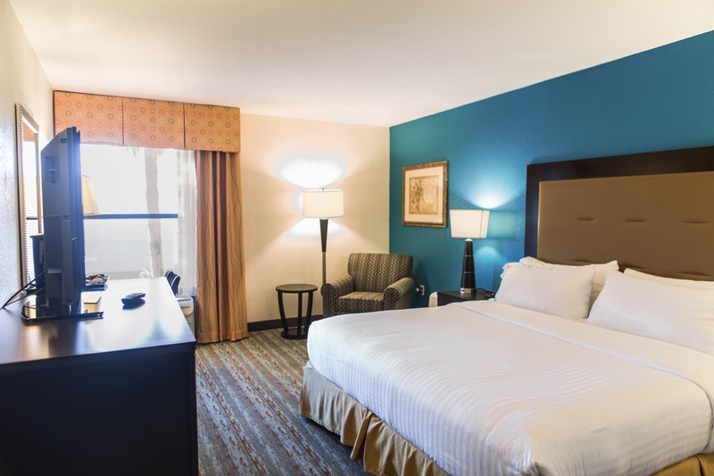 Holiday Inn Express Harlingen - Harlingen, TX