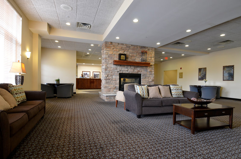 Hawthorn Suites By Wyndham Detroit Farmington Hills - Madison, WI