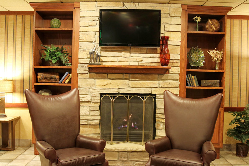 Holiday Inn - Alexandria, MN