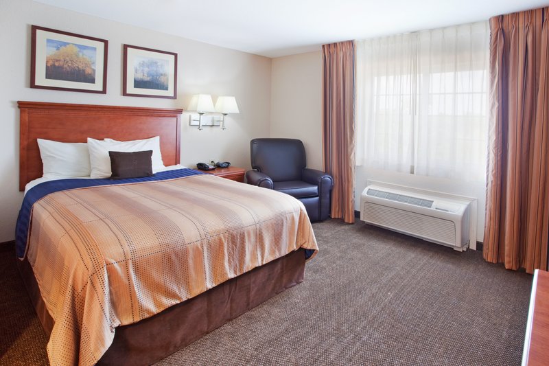 Candlewood Suites - Macon, GA
