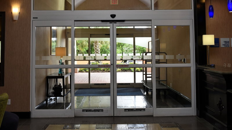 Holiday Inn Express & Suites BATON ROUGE NORTH - Zachary, LA