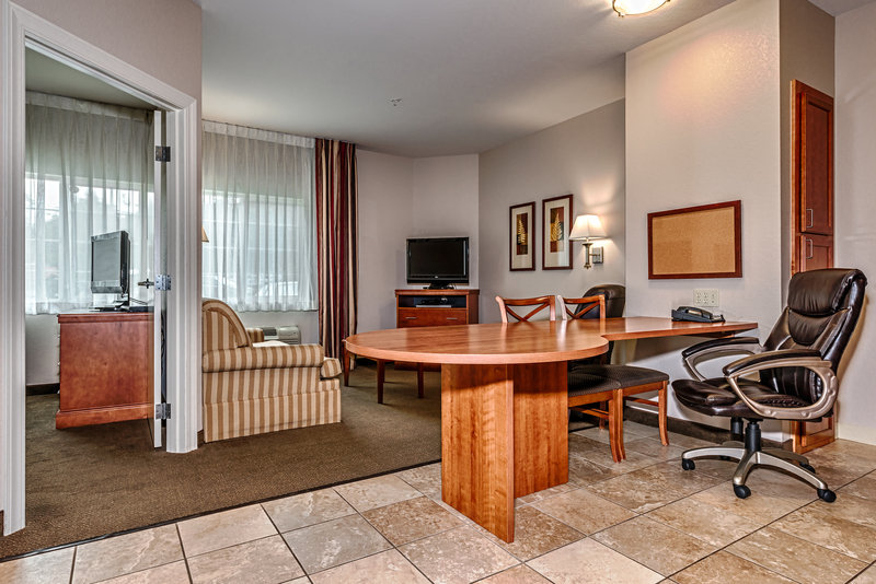 Candlewood Suites-Oak Harbor - Camano Island, WA