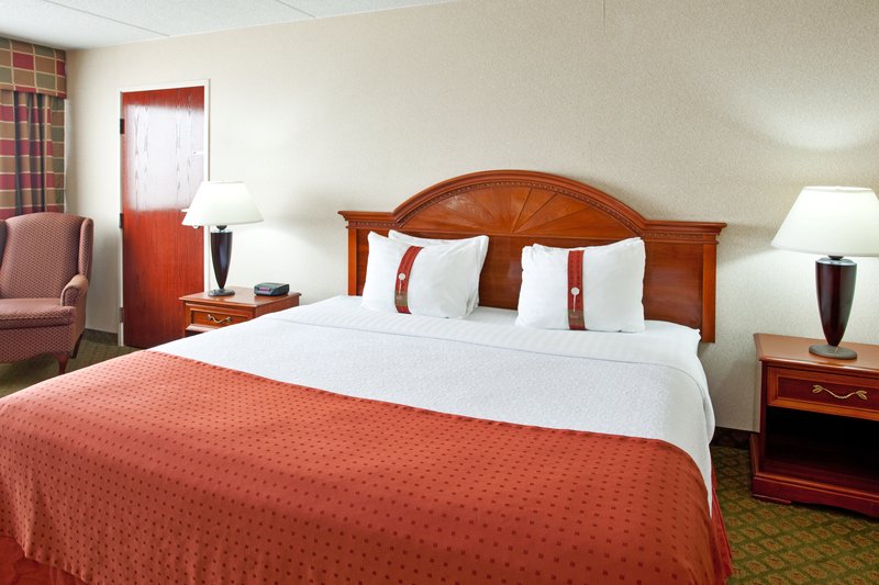 Holiday Inn - Muskegon, MI