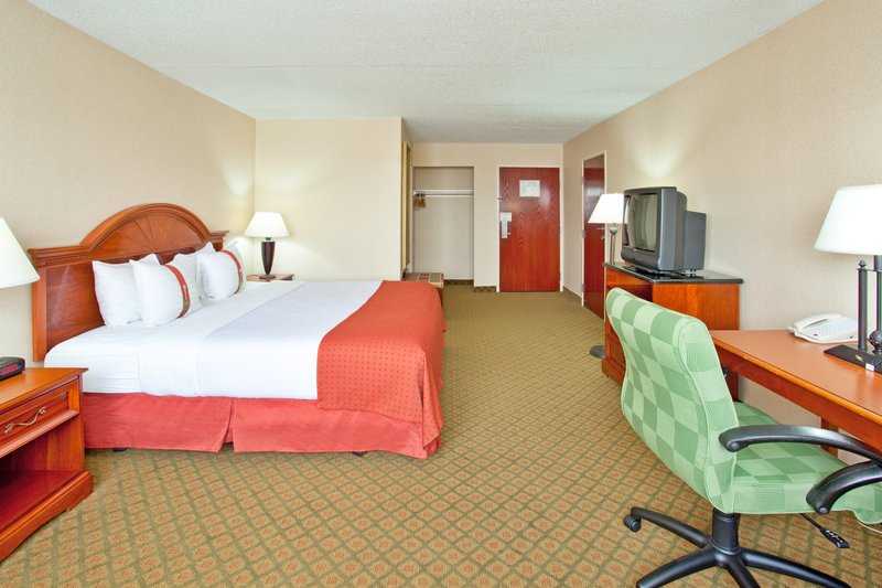 Holiday Inn - Muskegon, MI