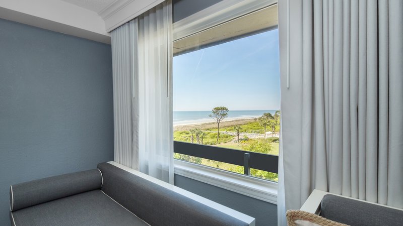 Holiday Inn-Resort Beach House - Hilton Head Island, SC