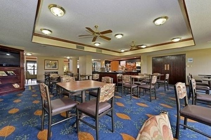 Holiday Inn Express JONESBORO Reviews 2407 Phillips Dr  Jonesboro