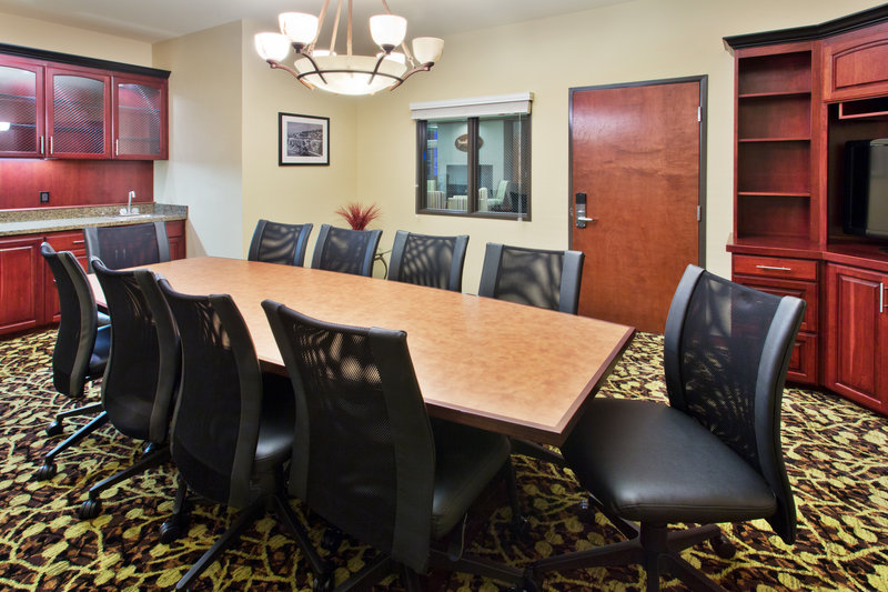 Holiday Inn Express & Suites ASTORIA - Henderson Harbor, NY