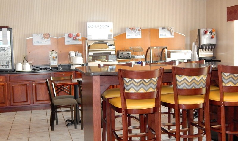Holiday Inn Express - Rockford, OH