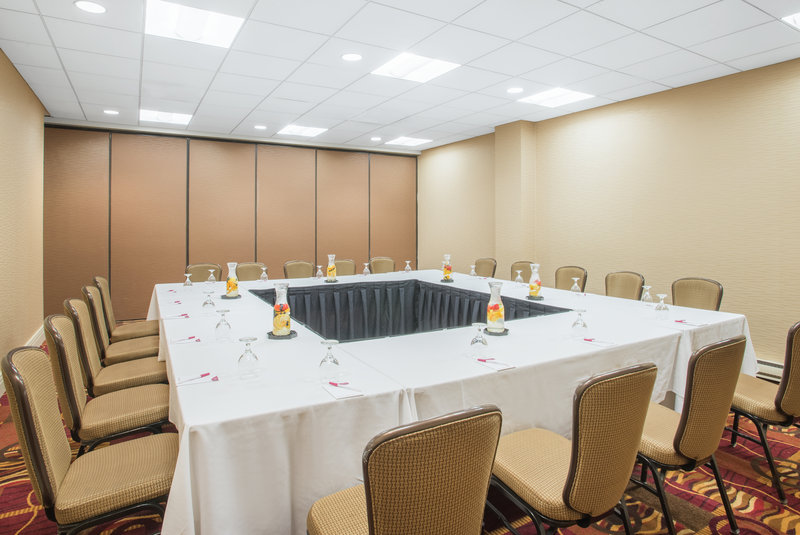 Crowne Plaza-Boston-Newton - Newton, MA