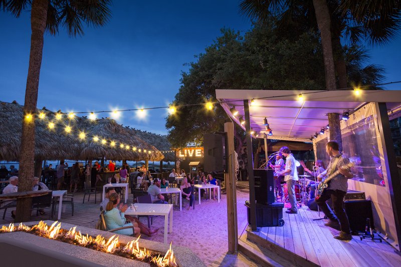 Holiday Inn-Resort Beach House - Hilton Head Island, SC