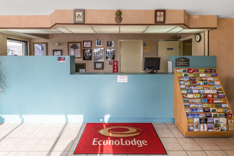 Econo Lodge - Live Oak, FL