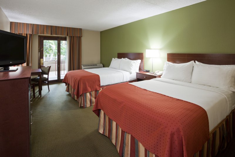 Holiday Inn AUSTIN CONFERENCE CENTER - Austin, MN