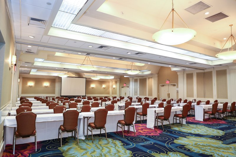 Crowne Plaza-VA Beach Town Ctr - Virginia Beach, VA