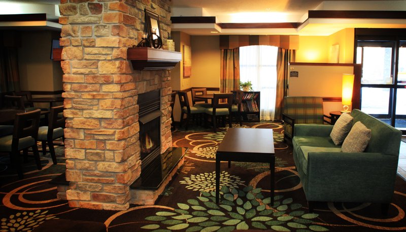 Staybridge Suites-Columbia-Hwy - Columbia, MO