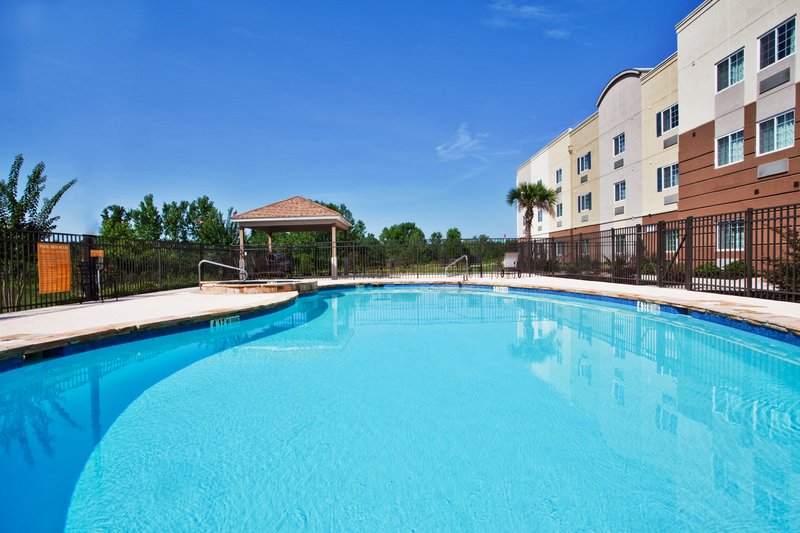 Candlewood Suites - Macon, GA