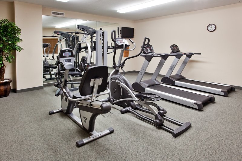 Candlewood Suites - Macon, GA