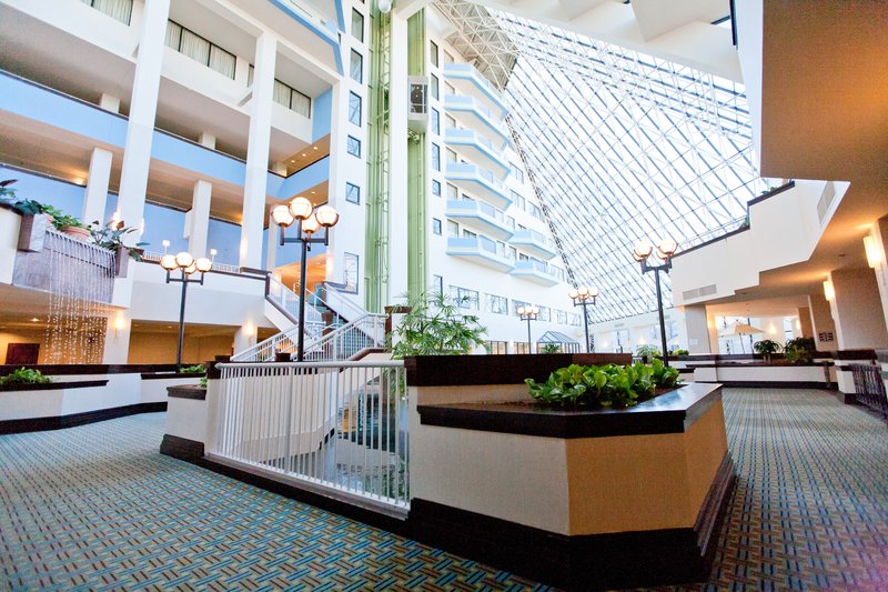 Crowne Plaza ST. LOUIS AIRPORT - Bridgeton, MO