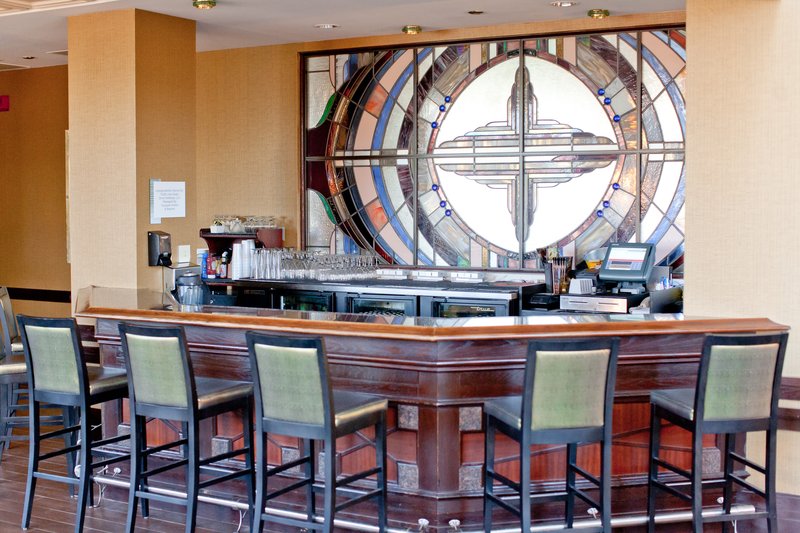 Crowne Plaza ST. LOUIS AIRPORT - Bridgeton, MO