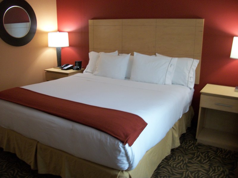 Holiday Inn Express CORTLAND - Cullman, AL