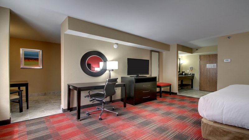 Holiday Inn Express Hotel & Suites Jackson Downtown-Coliseum - Jackson, MS