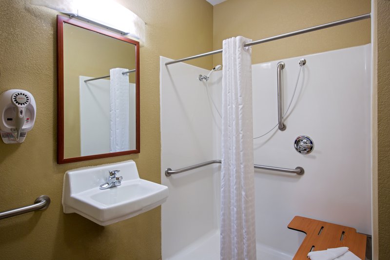 Candlewood Suites PERRYSBURG - Perrysburg, OH