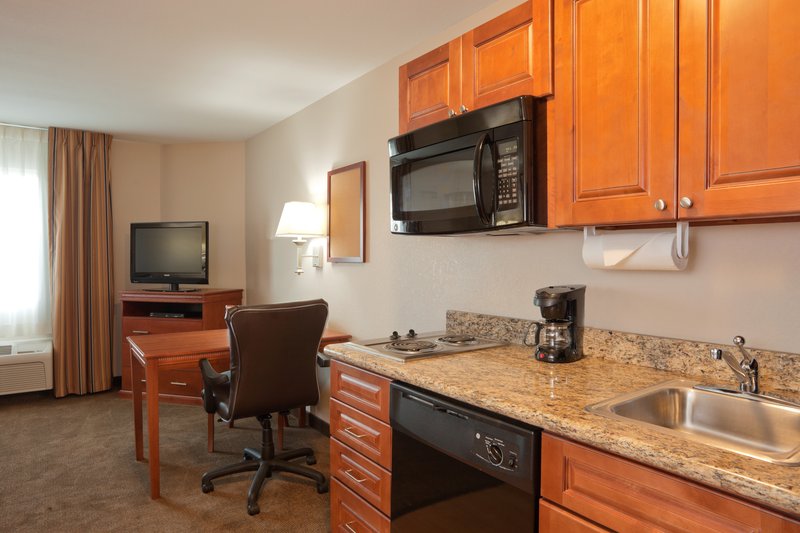 Candlewood Suites PERRYSBURG - Perrysburg, OH