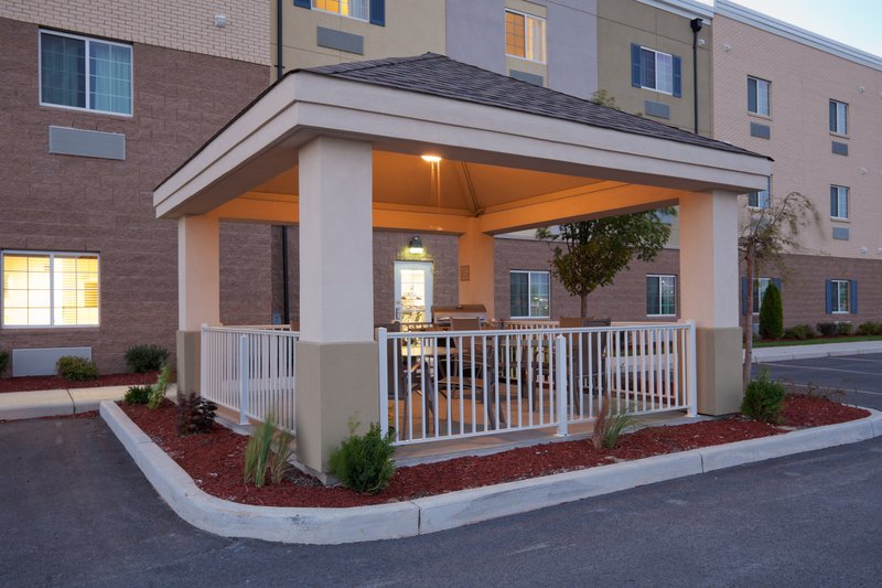Candlewood Suites PERRYSBURG - Perrysburg, OH