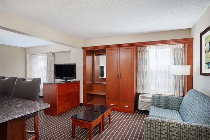 Holiday Inn Express-Hampton - Hampton, VA
