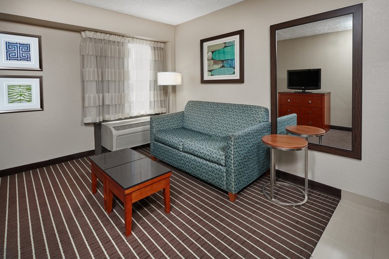 Holiday Inn Express-Hampton - Hampton, VA