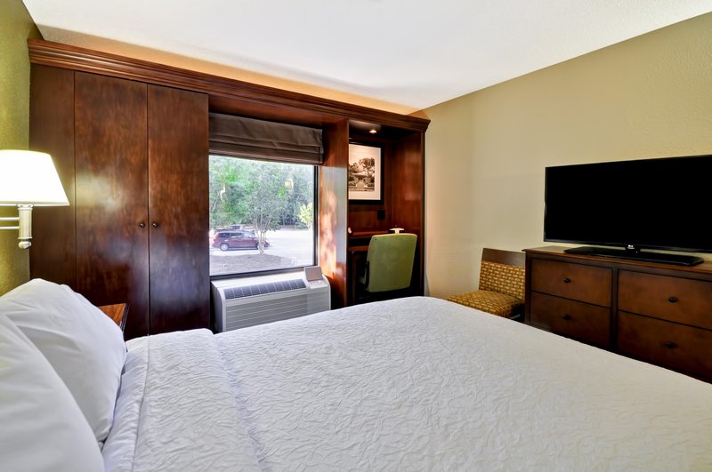 Hampton Inn Columbia-I-26 Airport - West Columbia, SC