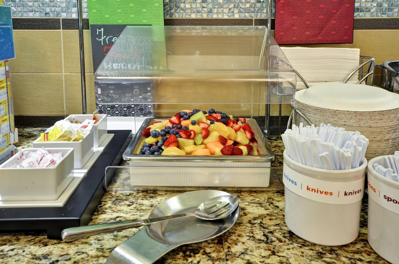 Hampton Inn Columbia-I-26 Airport - West Columbia, SC
