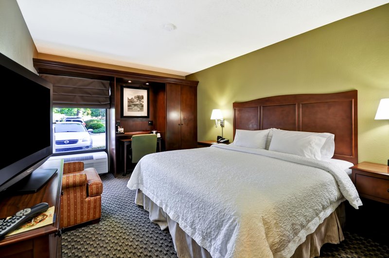 Hampton Inn Columbia-I-26 Airport - West Columbia, SC