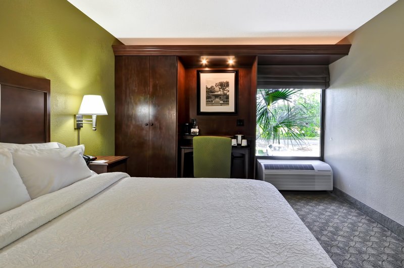 Hampton Inn Columbia-I-26 Airport - West Columbia, SC