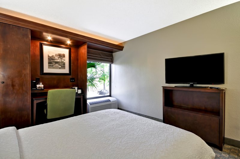 Hampton Inn Columbia-I-26 Airport - West Columbia, SC