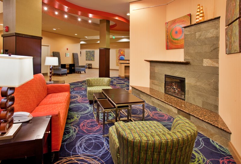 Holiday Inn OMAHA DOWNTOWN-AIRPORT - Omaha, NE