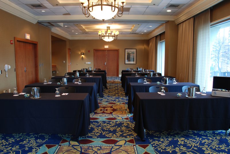 Crowne Plaza HARRISBURG-HERSHEY - Harrisburg, PA