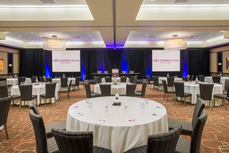 Crowne Plaza-Boston/Natick - Natick, MA