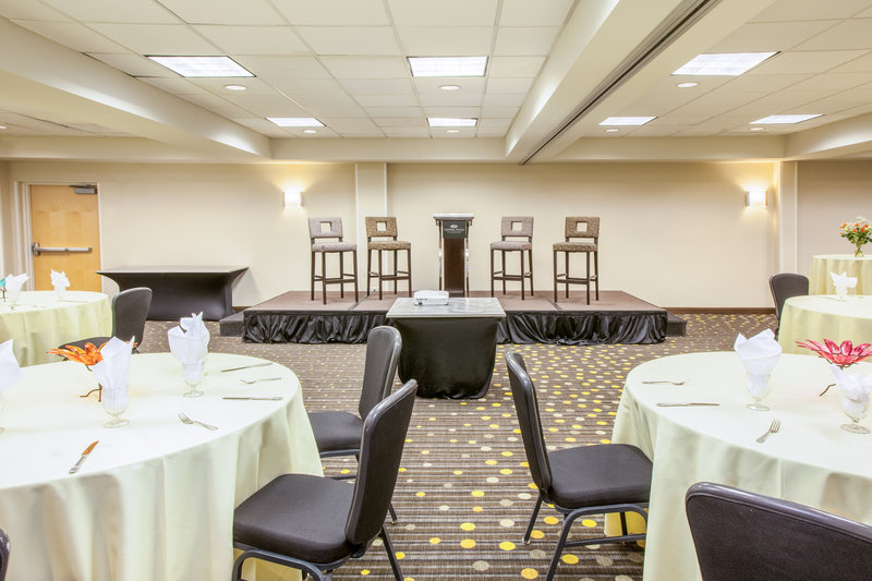 Crowne Plaza BLOOMINGTON MSP AIRPORT / MOA - Minneapolis, MN
