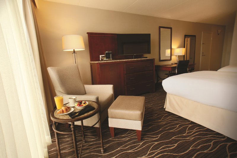 Hilton-Airport - Kansas City, MO