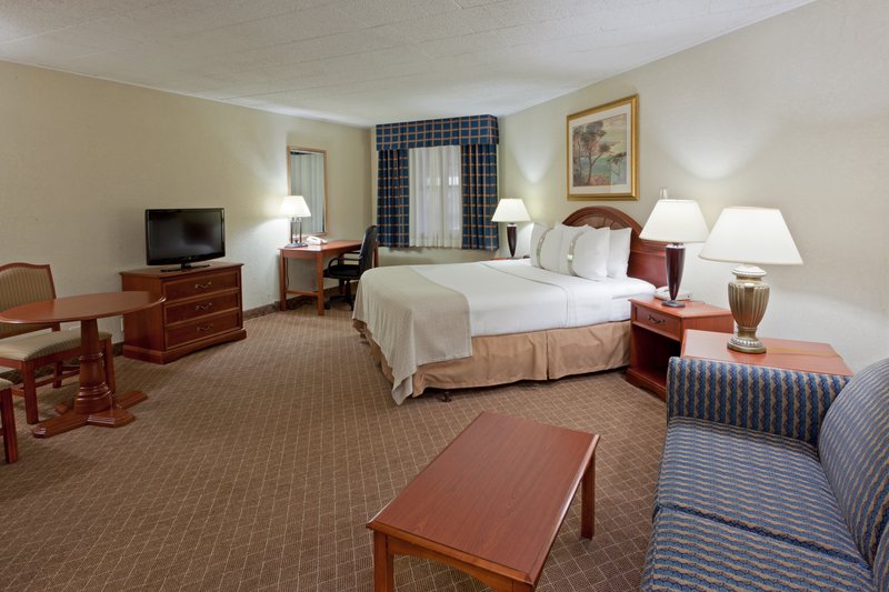 Holiday Inn FREDERICK-CONF CTR AT FSK MALL - Frederick, MD